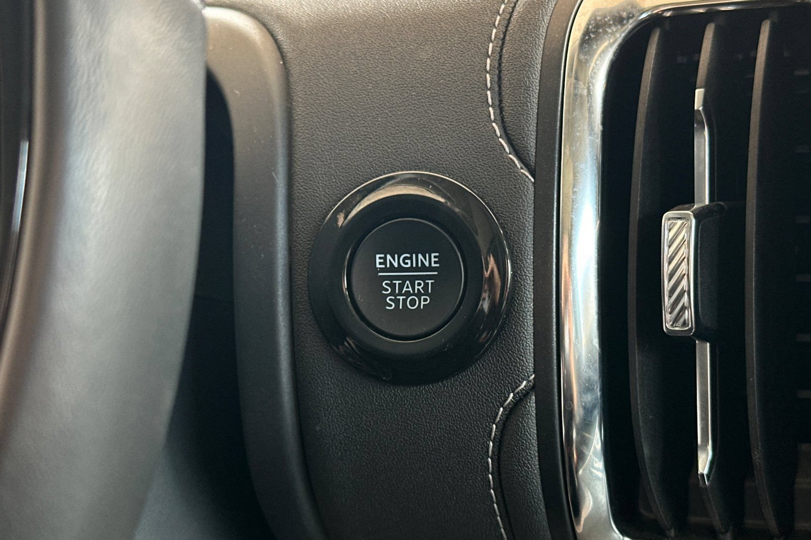 Certified 2025 Ford Expedition Max Platinum AWD/4WD image 23