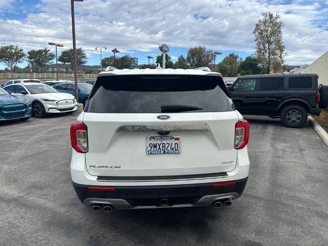 Certified 2022 Ford Explorer Platinum w/ Equipment Group 601A AWD/4WD image 3