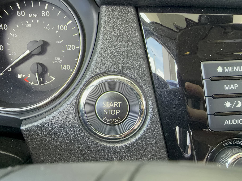 Used 2018 Nissan Rogue SL w/ Premium Package FWD image 22