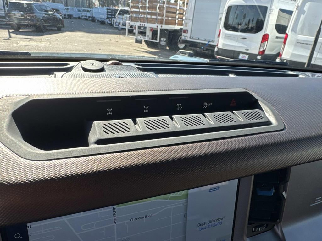 Certified 2021 Ford Bronco Outer Banks w/ Sasquatch Package image 24