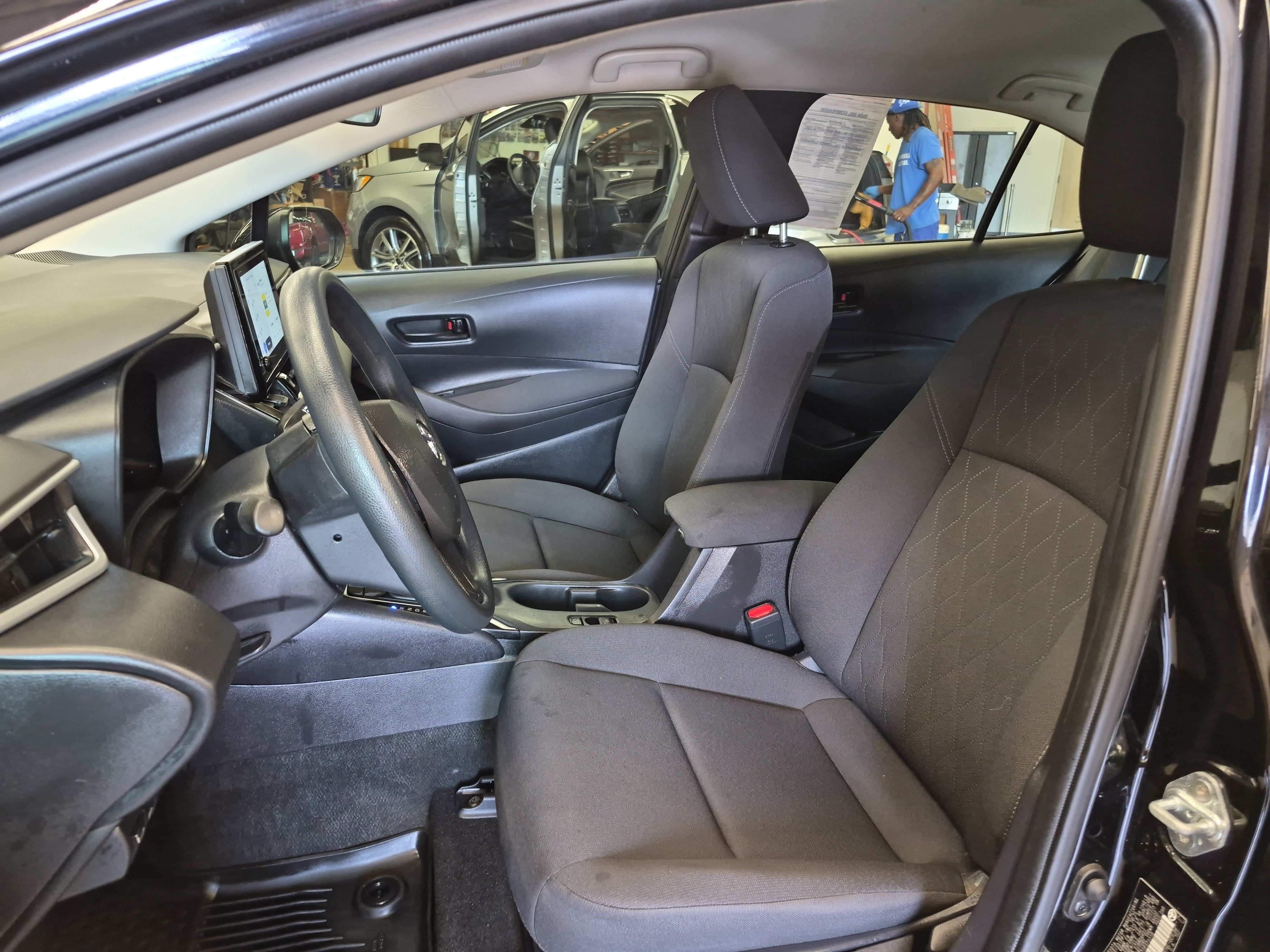 Used 2026 Toyota Corolla LE FWD image 15