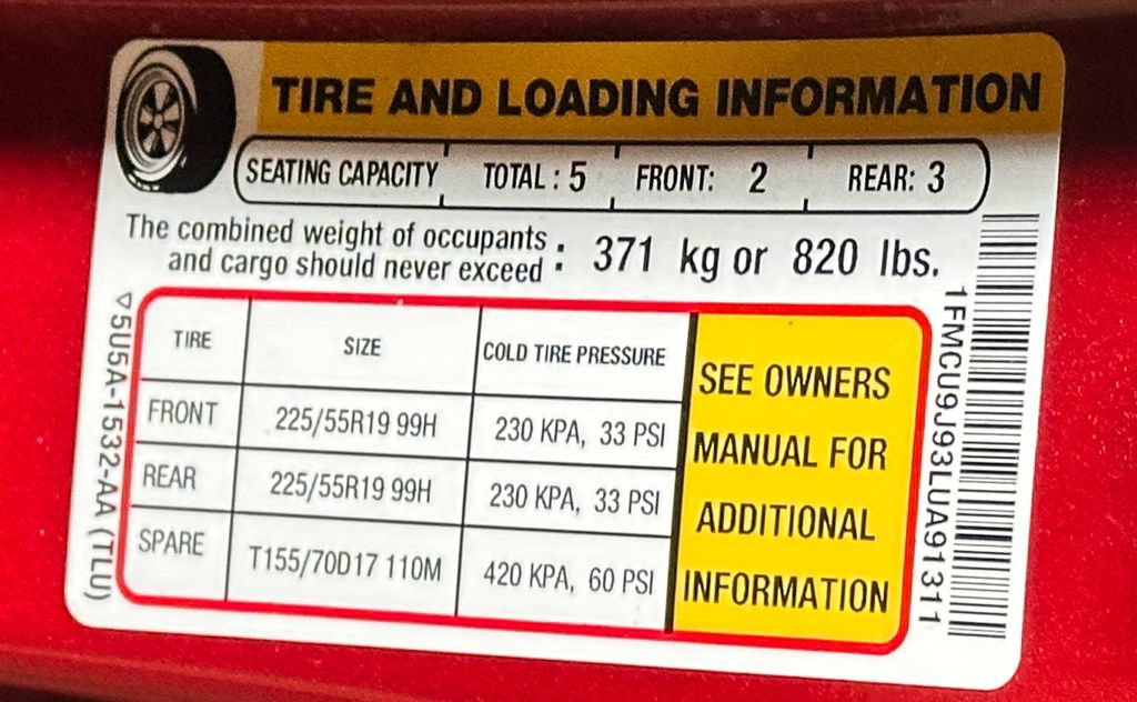 Certified 2020 Ford Escape Titanium AWD/4WD image 57