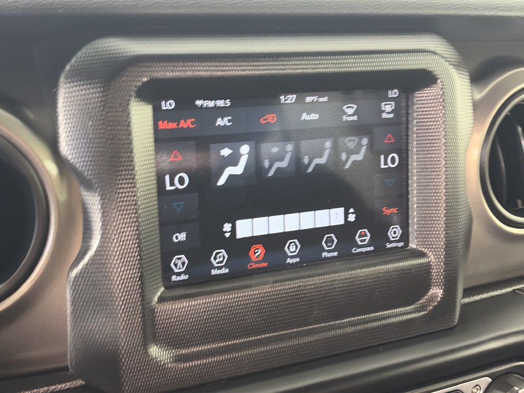 Used 2019 Jeep Wrangler Unlimited Sport AWD/4WD image 19