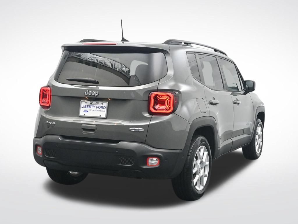 Used 2021 Jeep Renegade Latitude w/ Luxury Group I AWD/4WD image 7