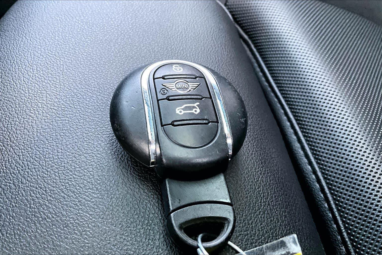 Used 2024 MINI Cooper S FWD image 15