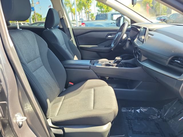 Used 2024 Nissan Rogue SV FWD image 16