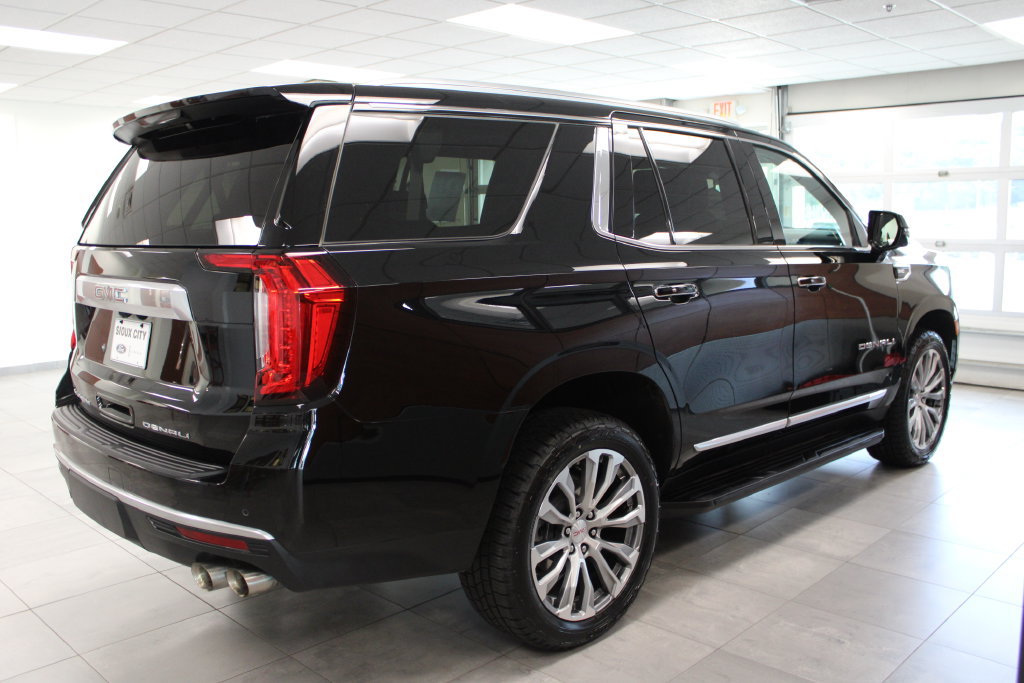 Used 2024 GMC Yukon Denali AWD/4WD image 4