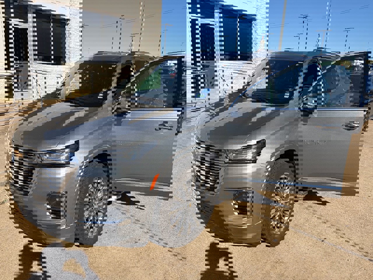 Used 2023 Chevrolet Traverse Premier