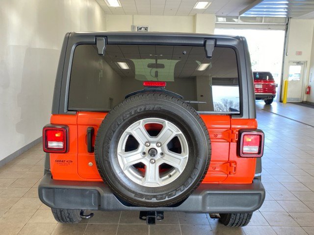 Used 2020 Jeep Wrangler Sport AWD/4WD image 3
