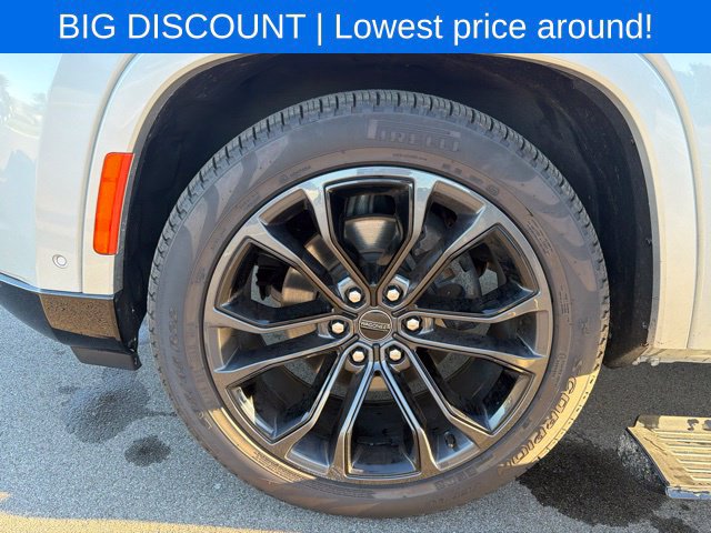 Used 2024 Jeep Grand Wagoneer Series III w/ Quick Order Packagew 28T AWD/4WD image 64
