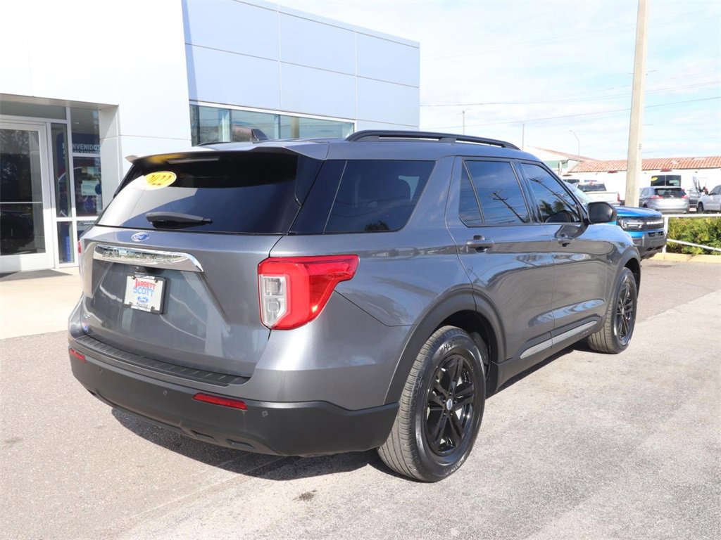 Certified 2022 Ford Explorer XLT image 5