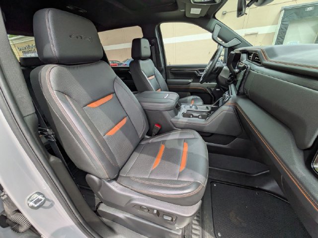 Used 2024 GMC Sierra 2500 AT4 w/ AT4 Premium Plus Package AWD/4WD image 20