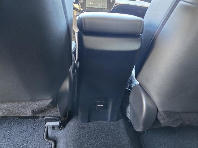 Used 2018 Toyota Prius Prime Premium w/ Carpet Mat Package FWD image 15