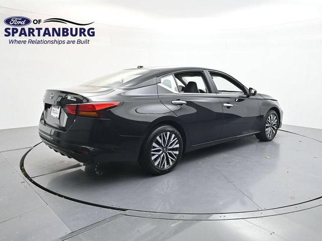 Used 2025 Nissan Altima 2.5 SV FWD image 7