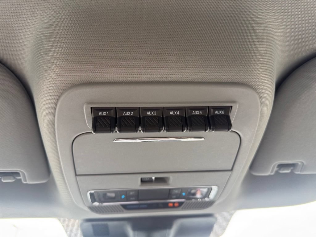 Certified 2025 Ford F350 Lariat w/ Lariat Ultimate Package AWD/4WD image 39