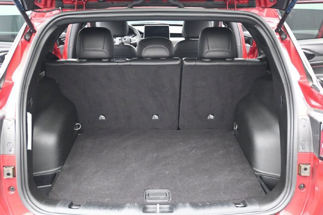 Used 2025 Jeep Compass Trailhawk AWD/4WD image 19