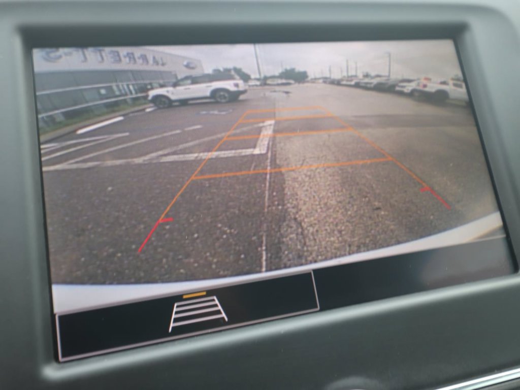Used 2023 Chevrolet Equinox LT FWD image 4