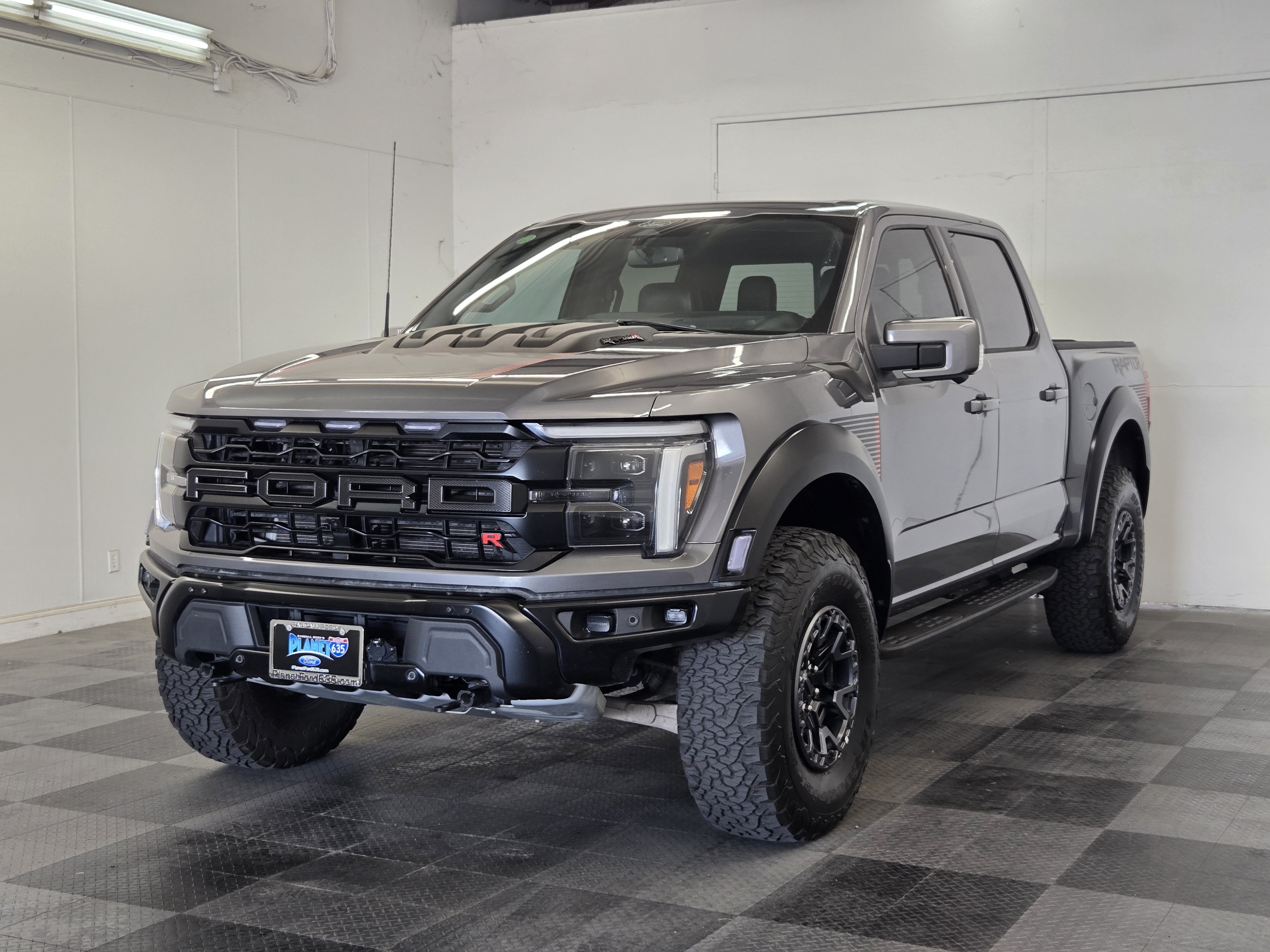 Certified 2024 Ford F150 Raptor w/ Equipment Group 803A Raptor R AWD/4WD image 4