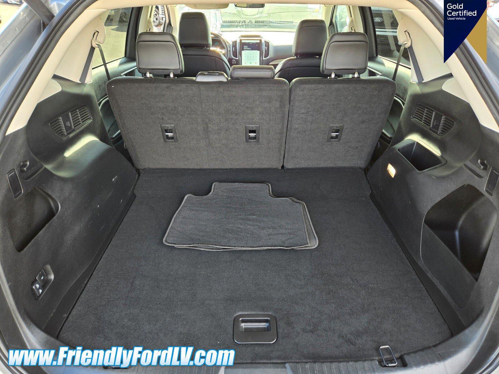 Certified 2024 Ford Edge SEL w/ Convenience Package image 11