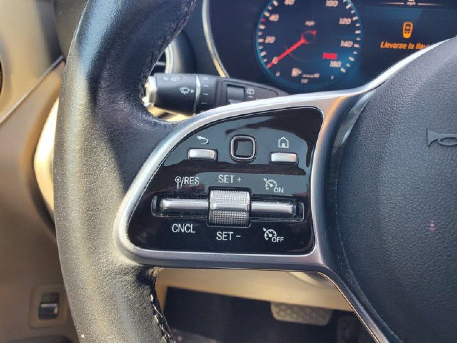 Used 2021 Mercedes-Benz GLC 300 image 19