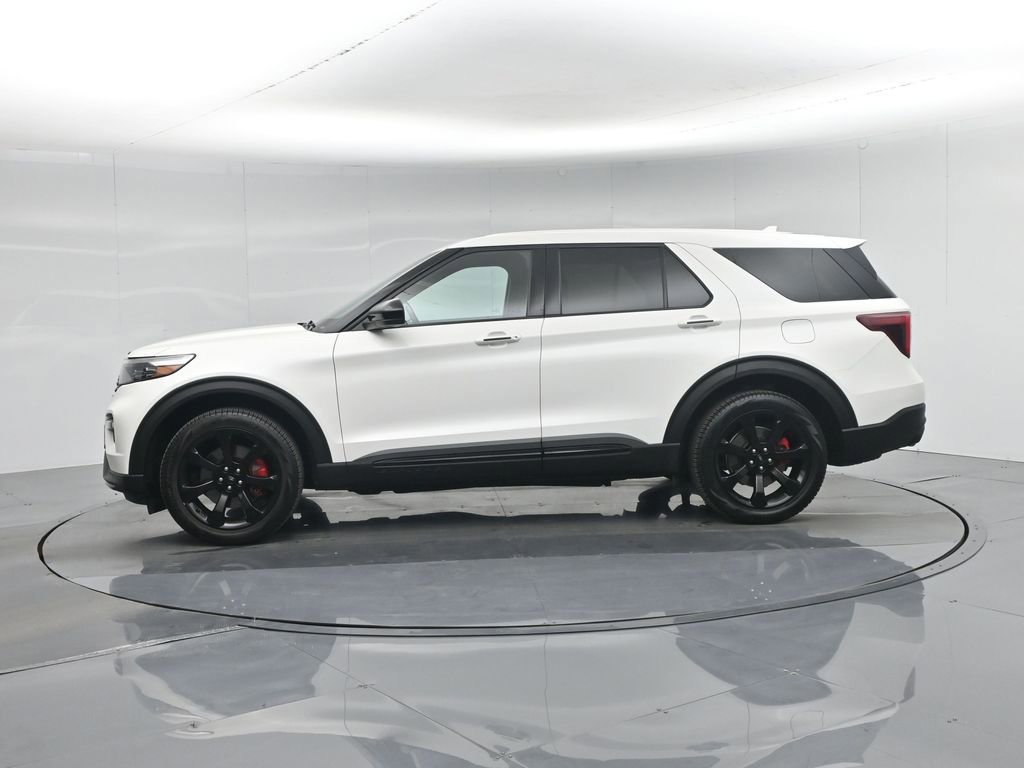 Certified 2022 Ford Explorer ST w/ ST Street Pack image 21