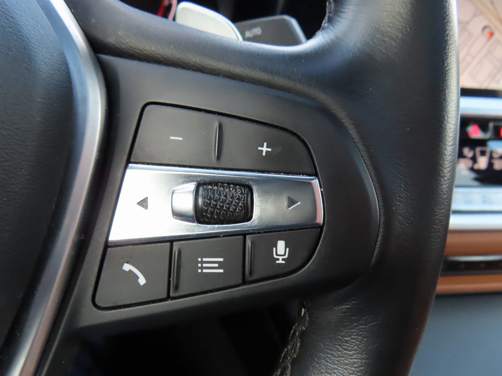 Used 2022 BMW 330i xDrive 330i xDrive w/ Driving Assistance Package image 20