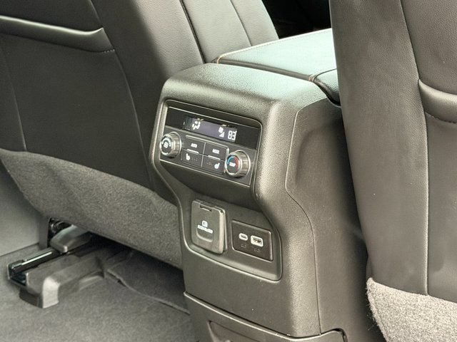 Used 2023 GMC Acadia AT4 w/ Technology Package AWD/4WD image 37