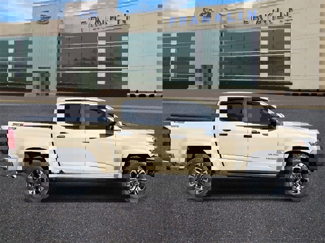 Used 2021 Chevrolet Colorado Z71 w/ Safety Package image 6