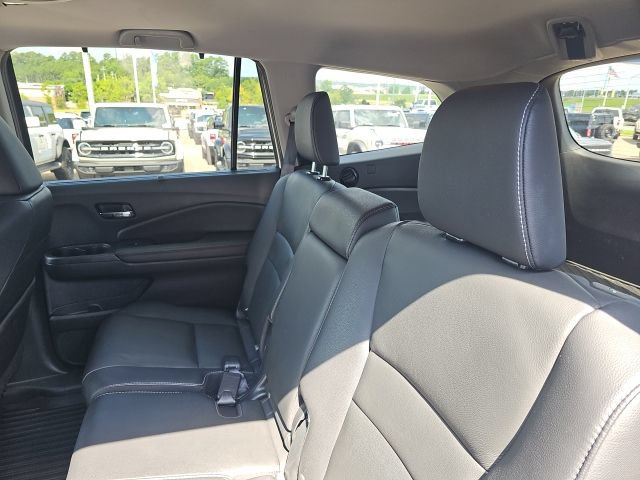 Used 2021 Honda Pilot Touring image 14