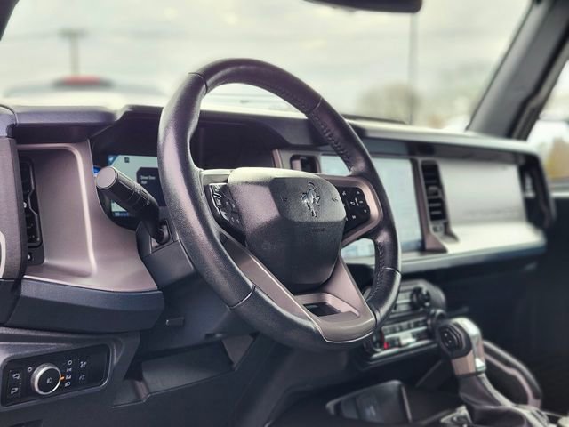 Certified 2023 Ford Bronco Outer Banks w/ Sasquatch Package AWD/4WD image 18