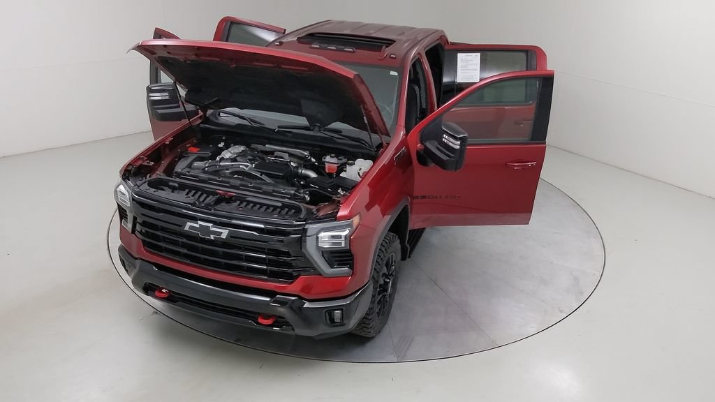 Used 2025 Chevrolet Silverado 2500 LTZ w/ Trail Boss Package AWD/4WD image 48