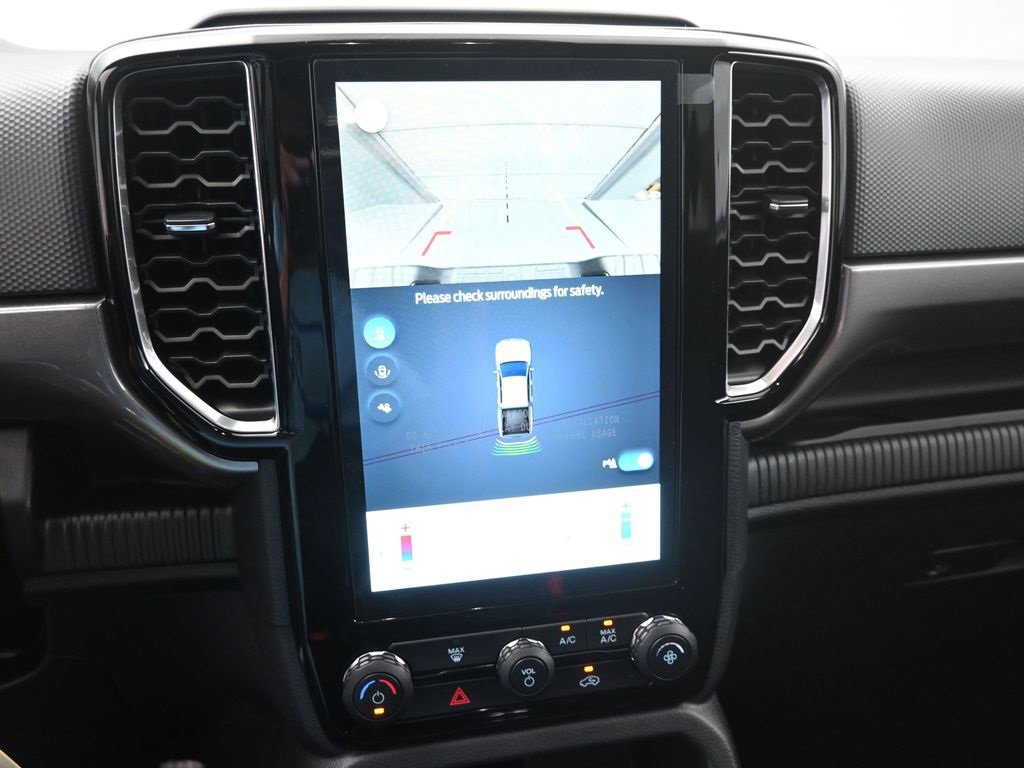 Certified 2025 Ford Ranger XLT w/ FX4 Off-Road Package image 13