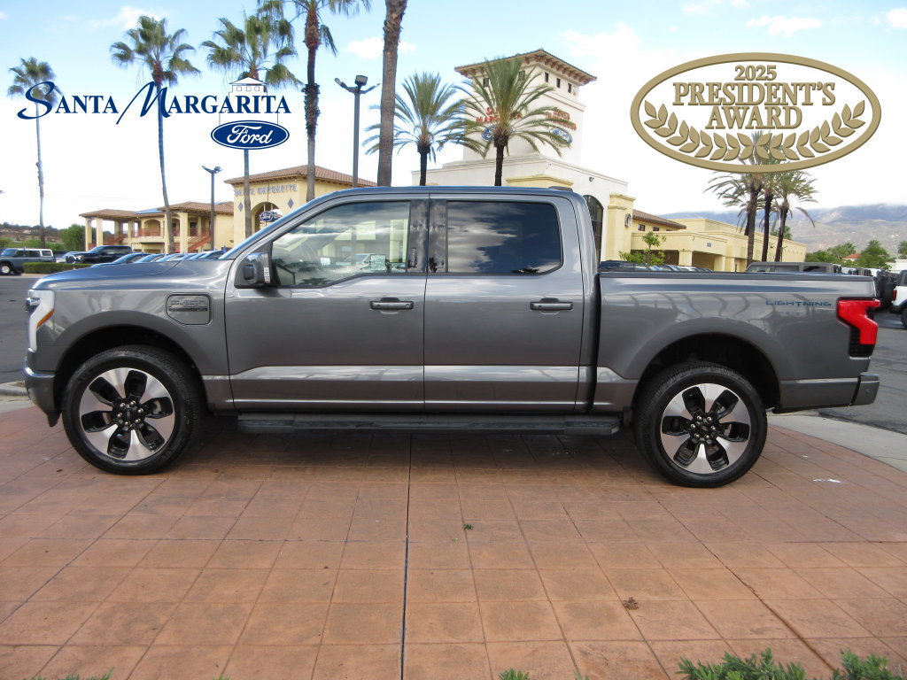 Certified 2023 Ford F150 Lightning Platinum AWD/4WD image 1