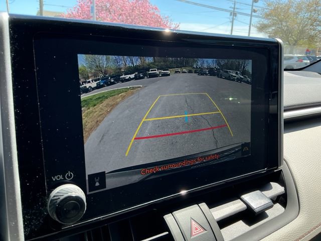 Used 2025 Toyota RAV4 XLE image 24