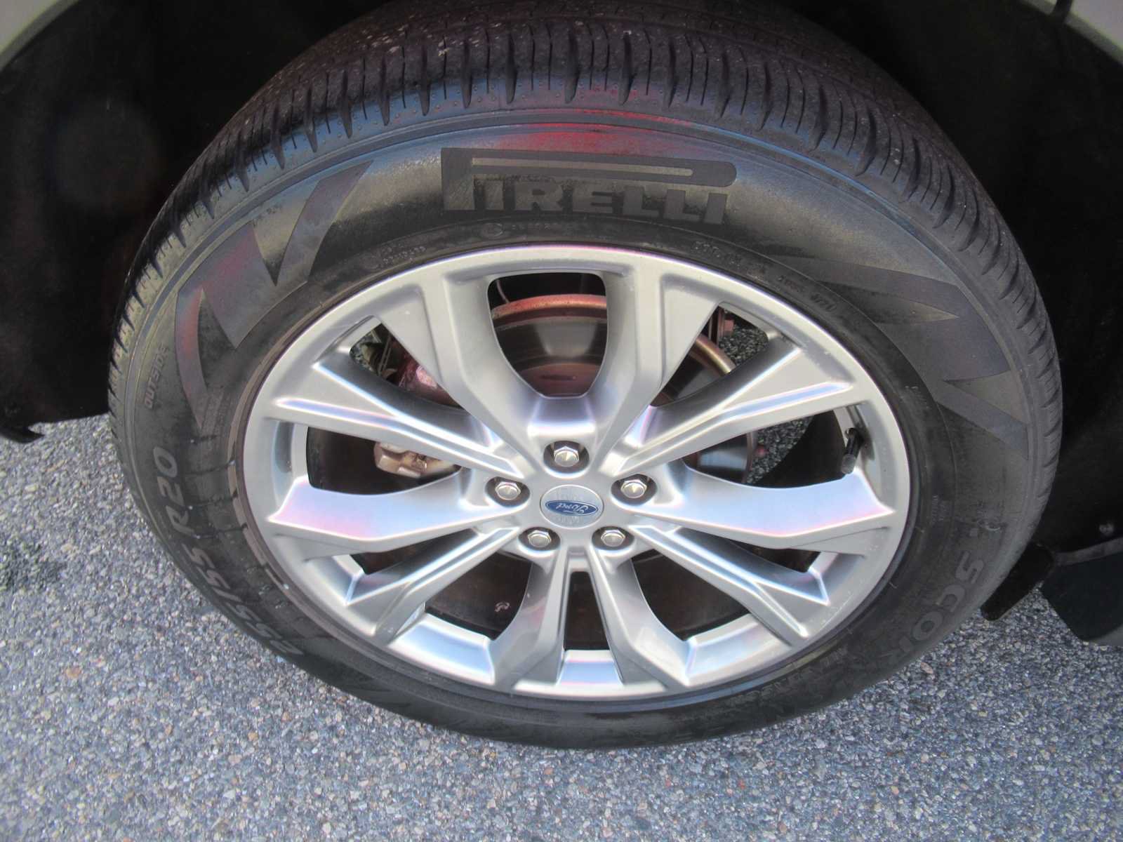 Certified 2021 Ford Explorer XLT w/ Equipment Group 202A RWD image 9