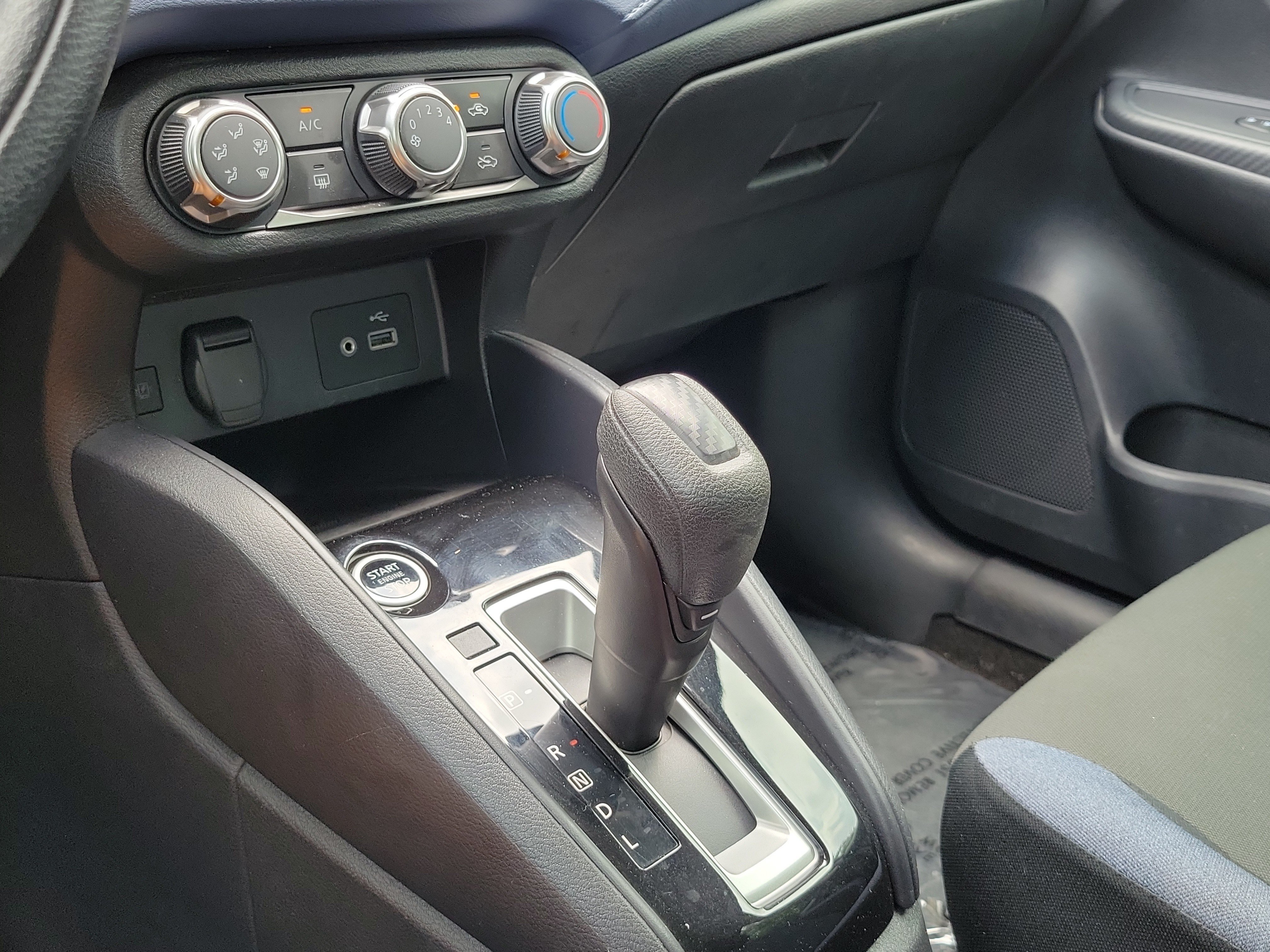 Used 2024 Nissan Versa SV w/ Trunk Package FWD image 27