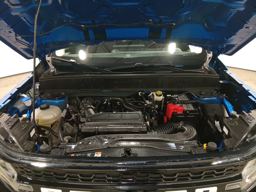 Certified 2025 Ford Bronco Sport Outer Banks w/ Outer Banks Tech Package+ AWD/4WD image 11