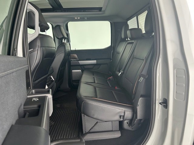 Certified 2025 Ford F250 Lariat w/ Lariat Ultimate Package image 18