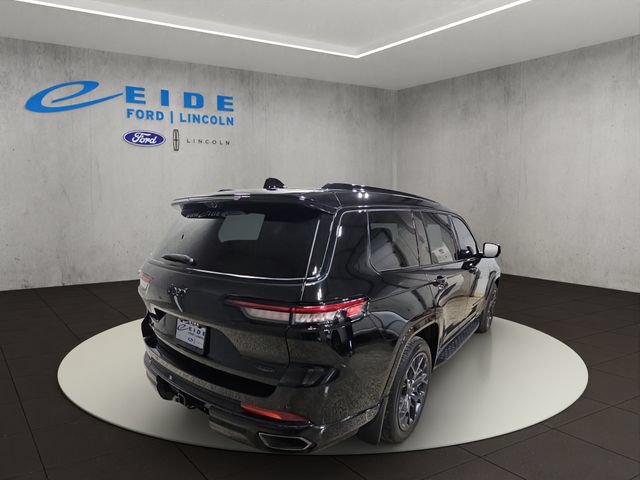 Used 2024 Jeep Grand Cherokee L Summit AWD/4WD image 10