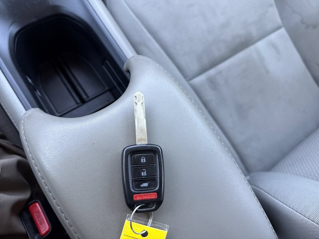 Used 2022 Honda HR-V LX image 25