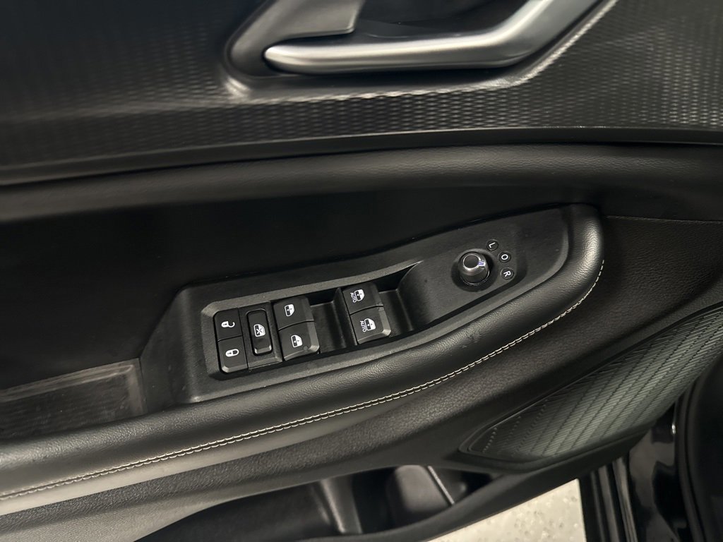 Used 2023 Jeep Grand Cherokee L Laredo image 36