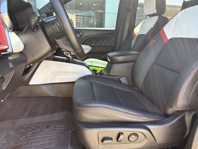 Used 2023 GMC Canyon AT4X AWD/4WD image 4