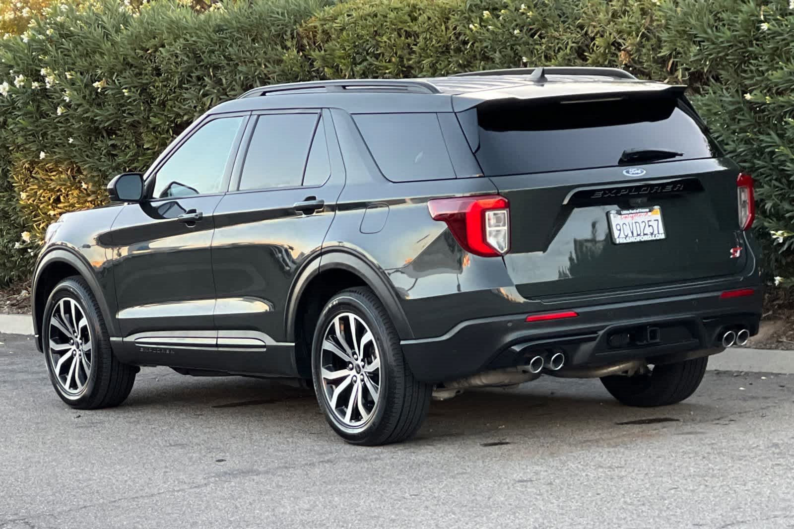 Certified 2022 Ford Explorer ST image 3