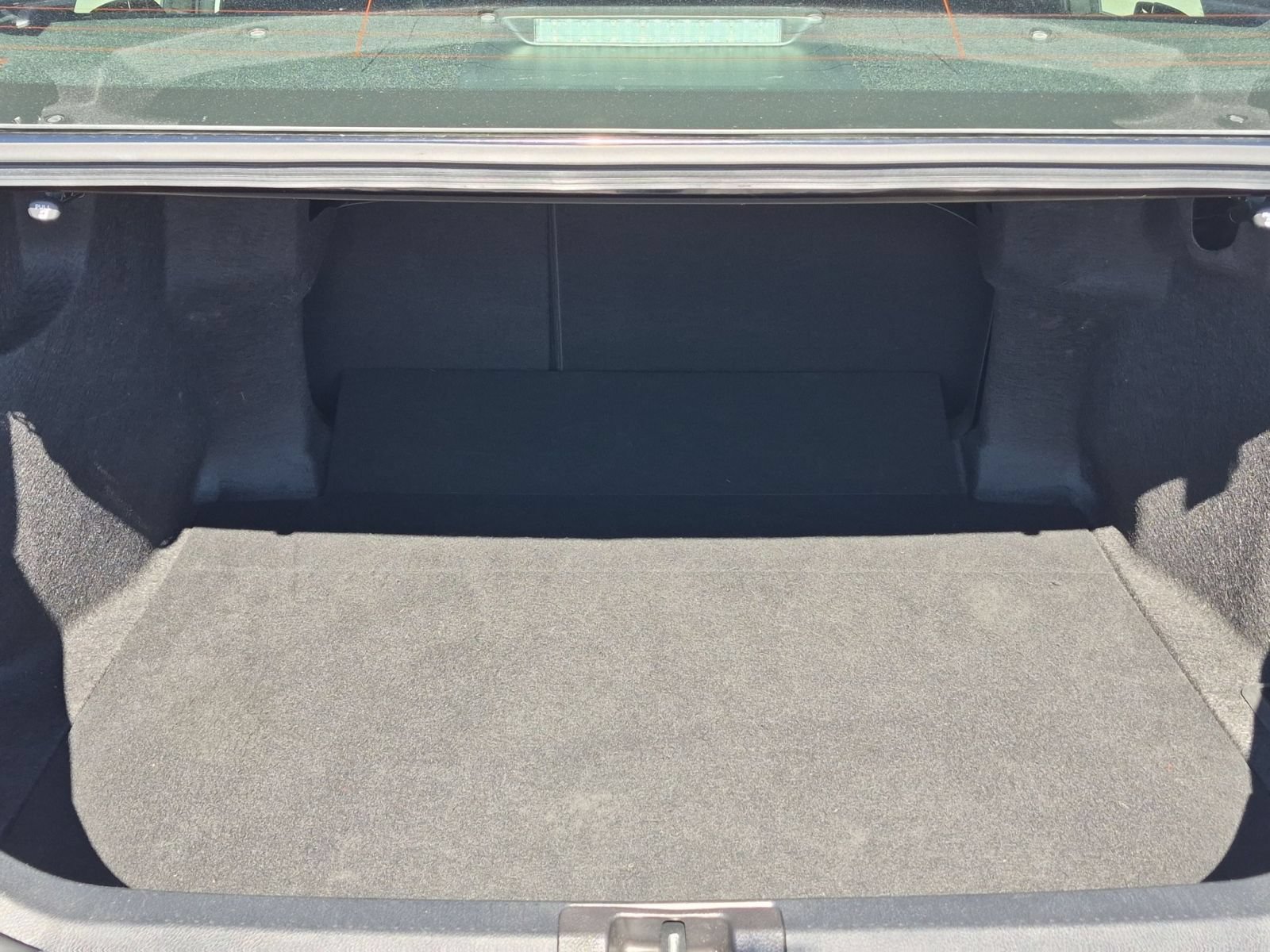 Used 2025 Toyota Camry LE FWD image 28