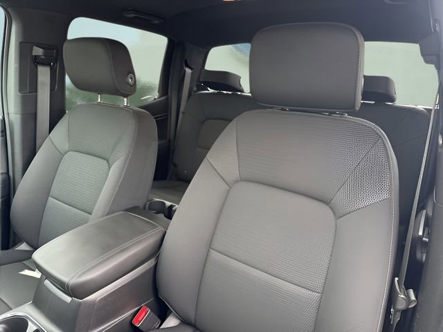 Used 2024 GMC Canyon Elevation w/ Convenience Package image 16