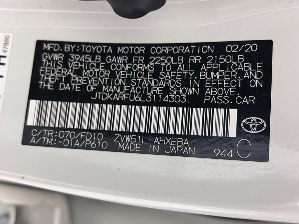 Used 2020 Toyota Prius LE w/ Carpet Mat Package image 9