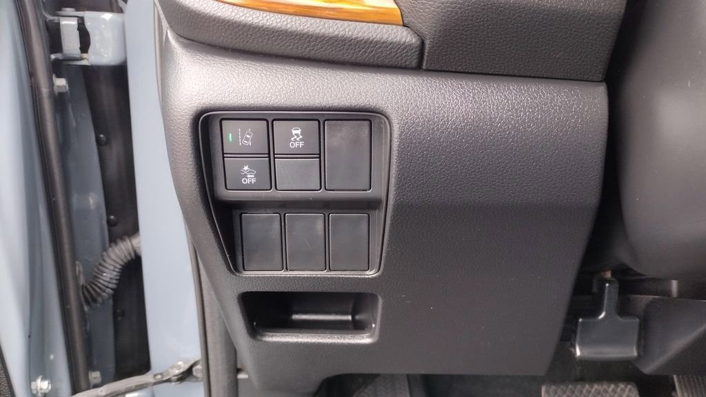 Used 2021 Honda CR-V EX image 17