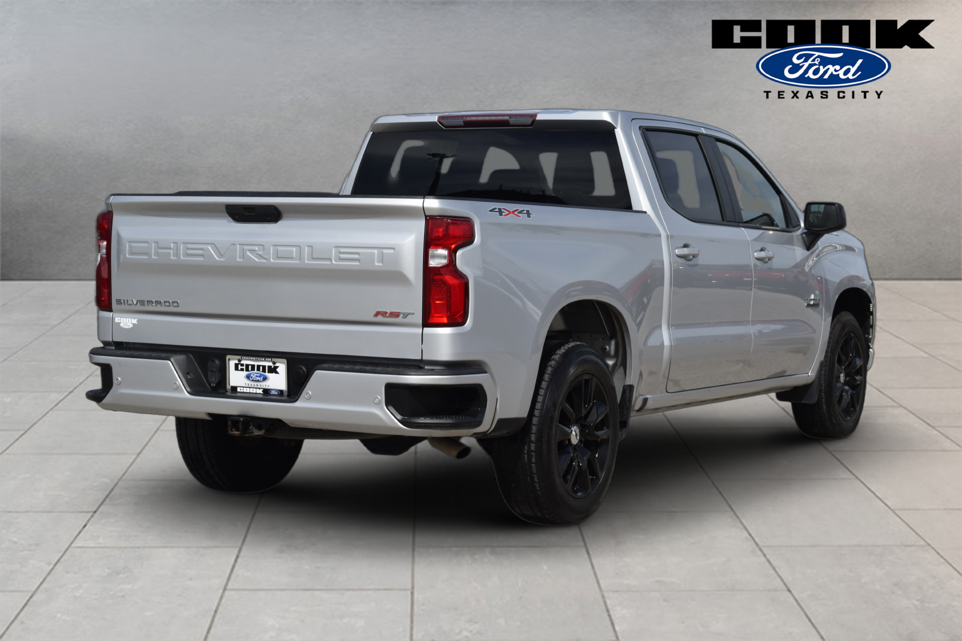 Used 2021 Chevrolet Silverado 1500 RST w/ Safety Package AWD/4WD image 3
