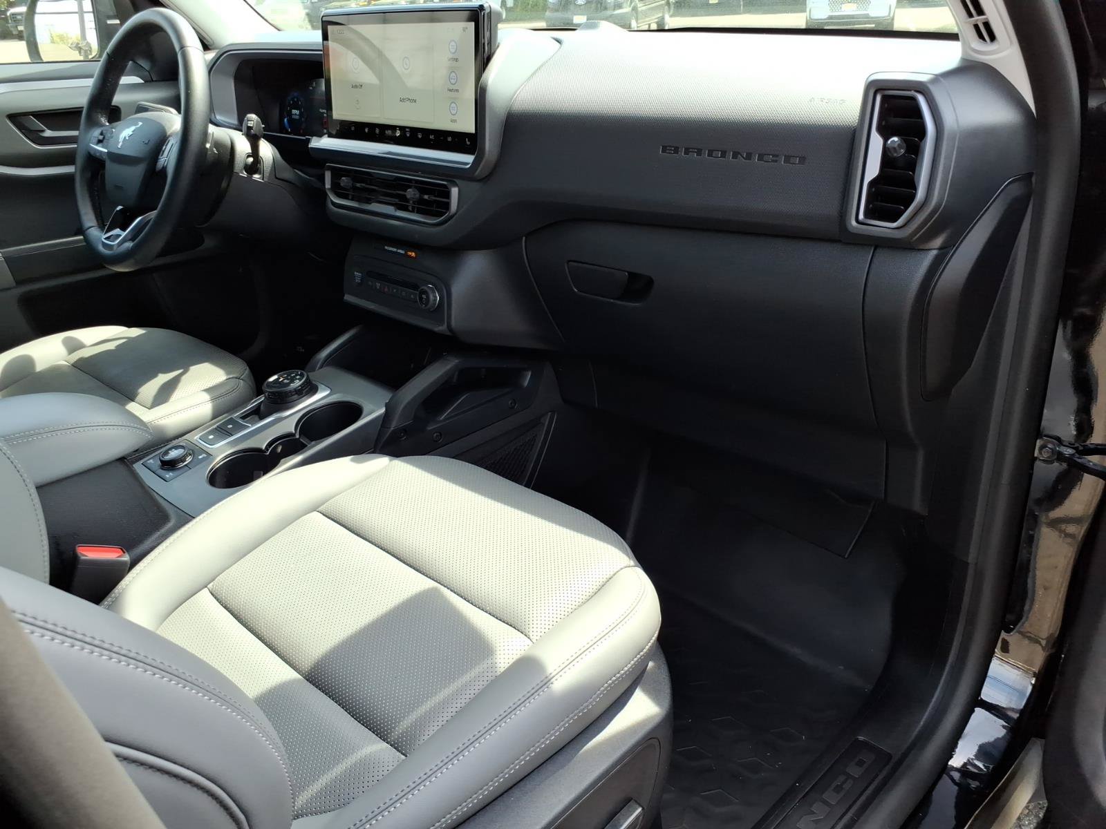 Certified 2025 Ford Bronco Sport Badlands AWD/4WD image 9