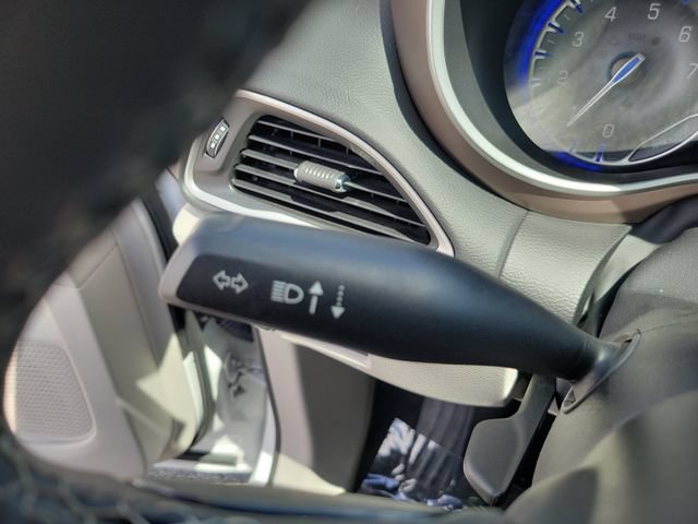Used 2024 Chrysler Voyager LX FWD image 29